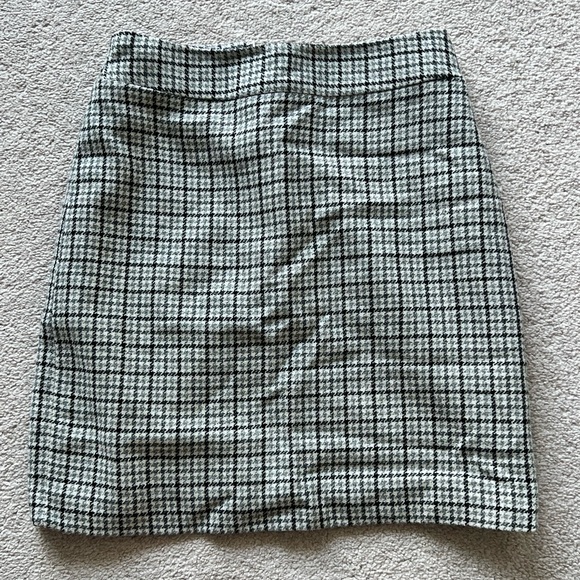 Vintage Chic By Jacob - Picture 2 of 3